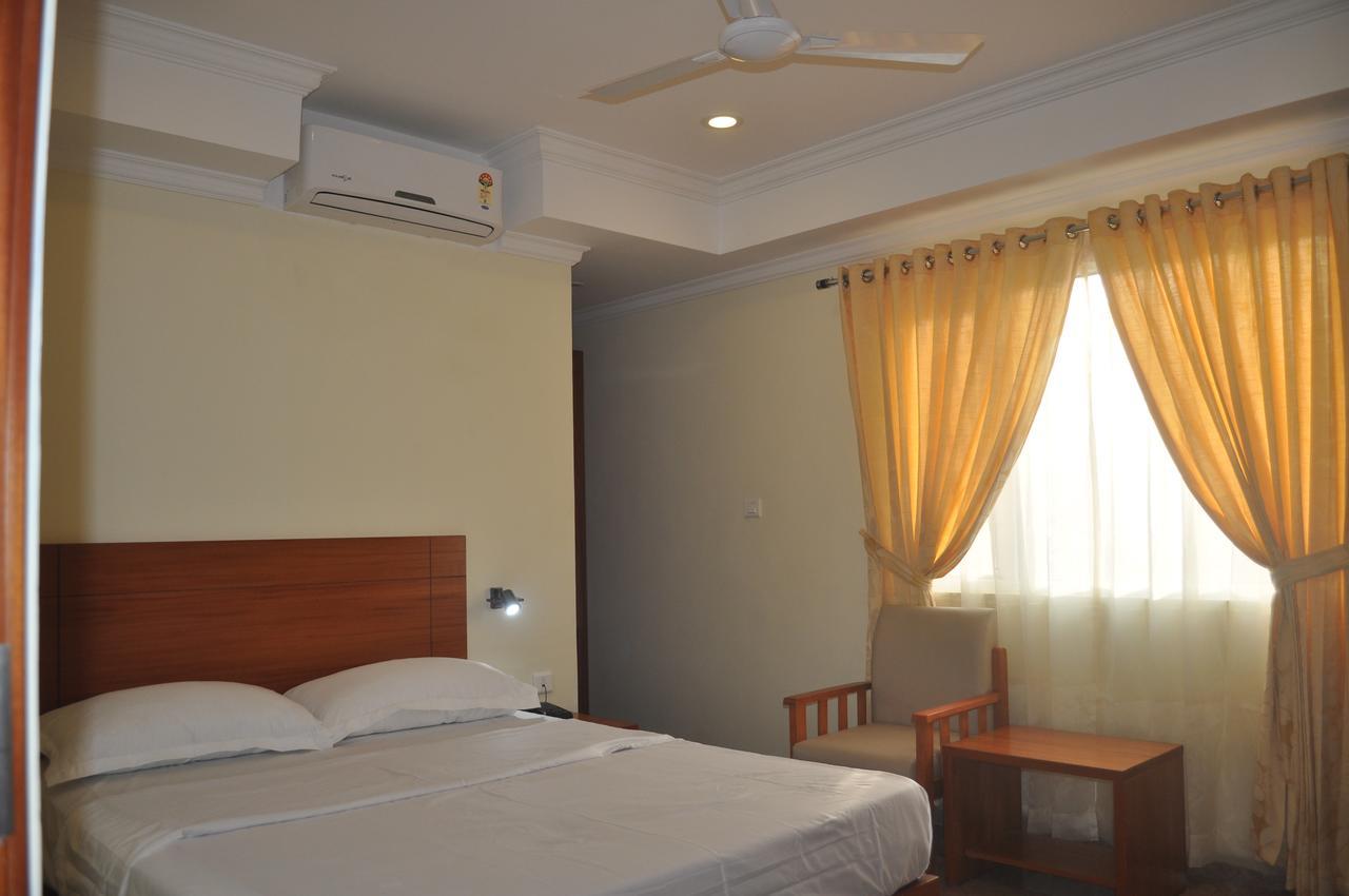 Vettoor Nanas Inn Ettumanoor Exterior foto